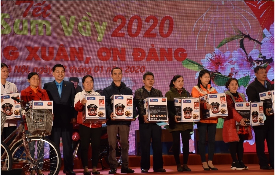 Công đoàn làm gì nhỉ? Công đoàn làm gì nhỉ?