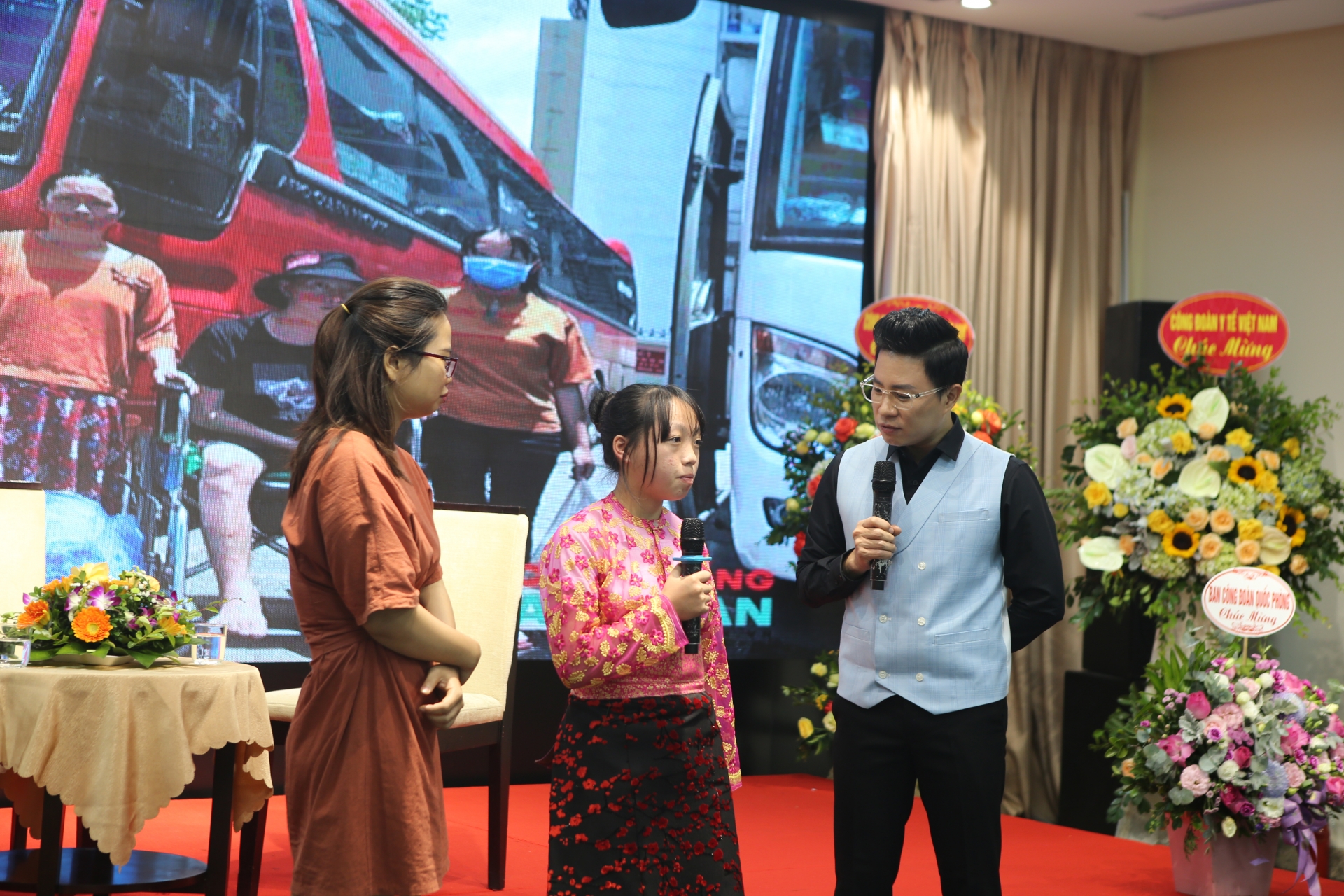 Công đoàn làm gì nhỉ? Công đoàn làm gì nhỉ?