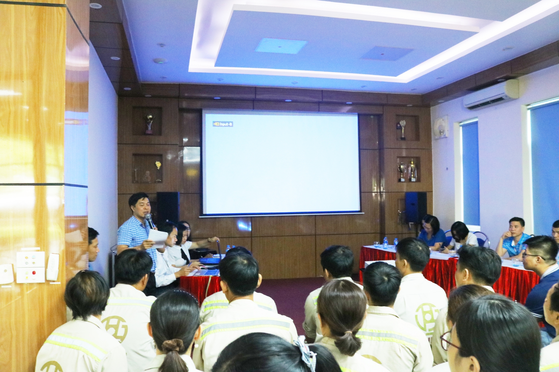 tuyen truyen doi thoai phap luat voi cong nhan cong ty co phan prime vinh phuc