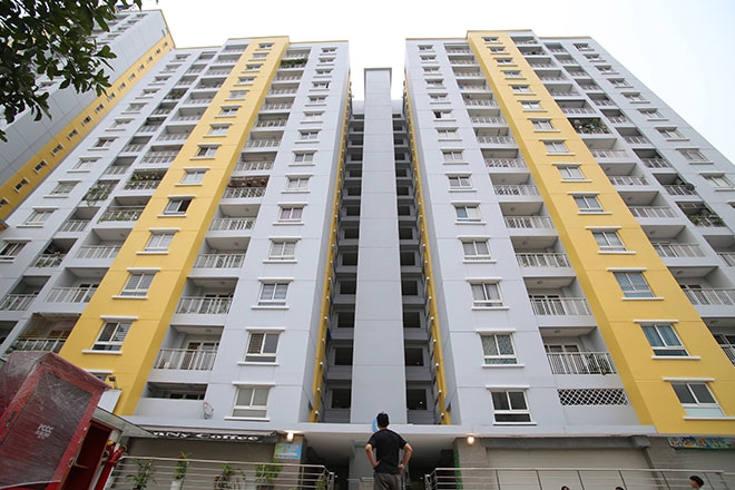 lam gi de bao dam an toan khi di thang may o cac chung cu