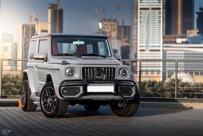 'Hô biến' Suzuki Jimny thành Mercedes-Benz G-Class Chỉ với 5.700 USD