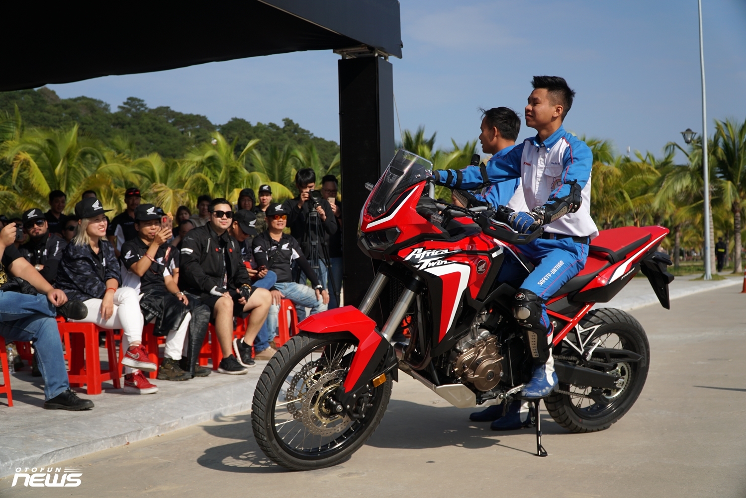 Honda Biker Day 2020 – Hàng trăm mô tô phân khối lớn “khuấy đảo” phố biển