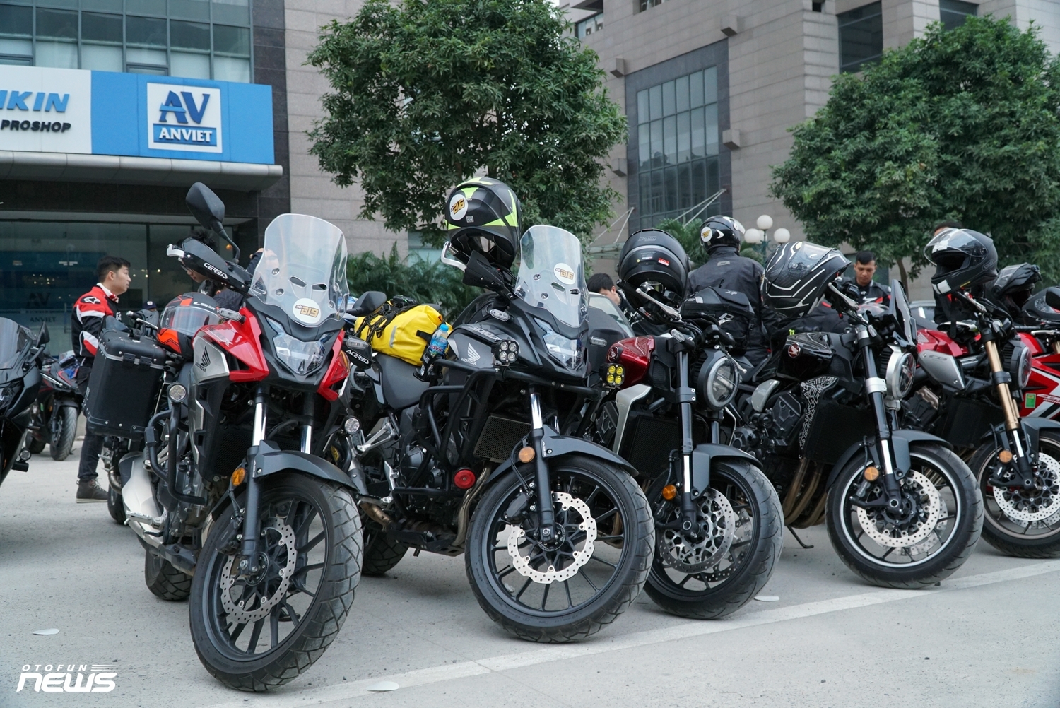 Honda Biker Day 2020 – Hàng trăm mô tô phân khối lớn “khuấy đảo” phố biển