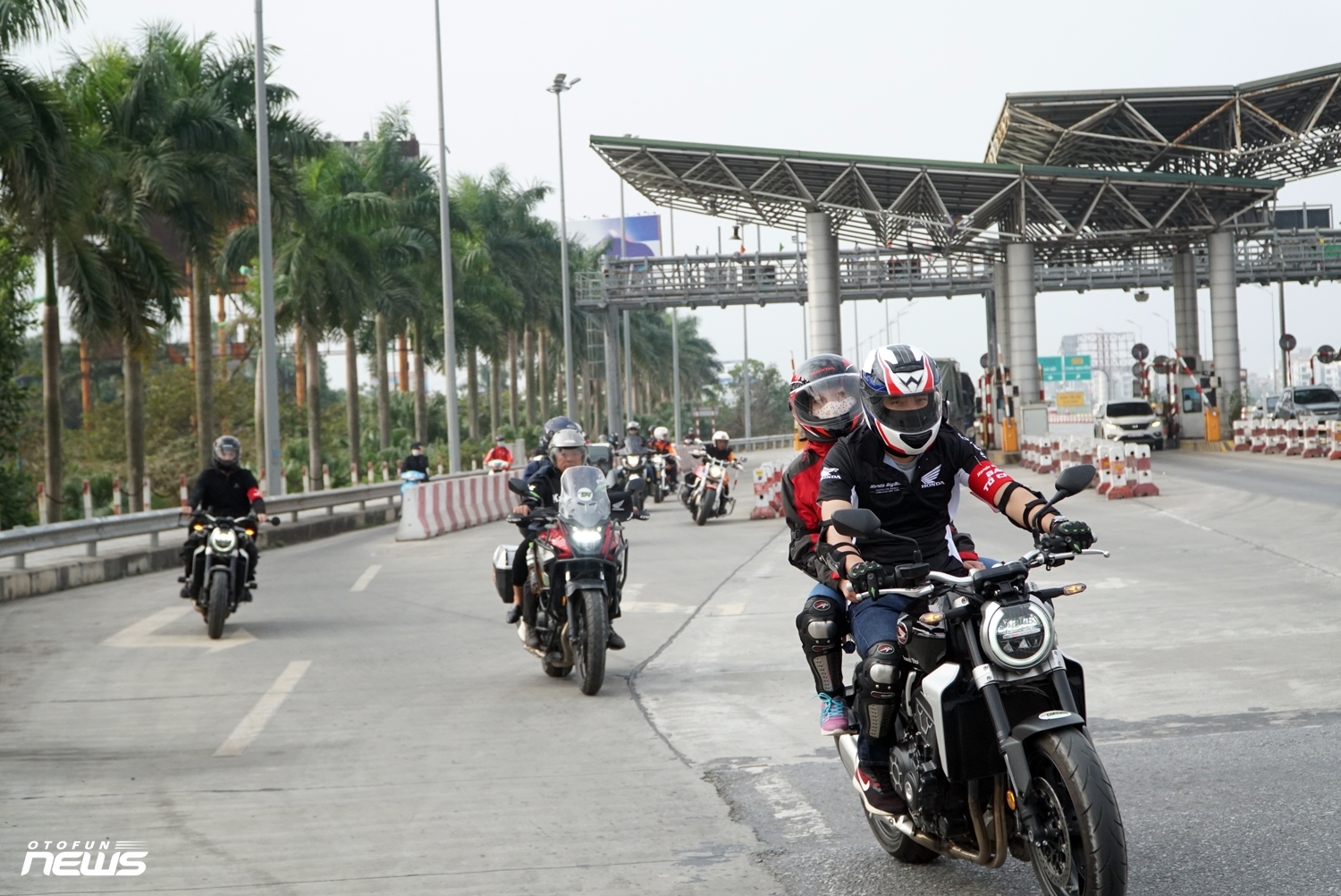 Honda Biker Day 2020 – Hàng trăm mô tô phân khối lớn “khuấy đảo” phố biển
