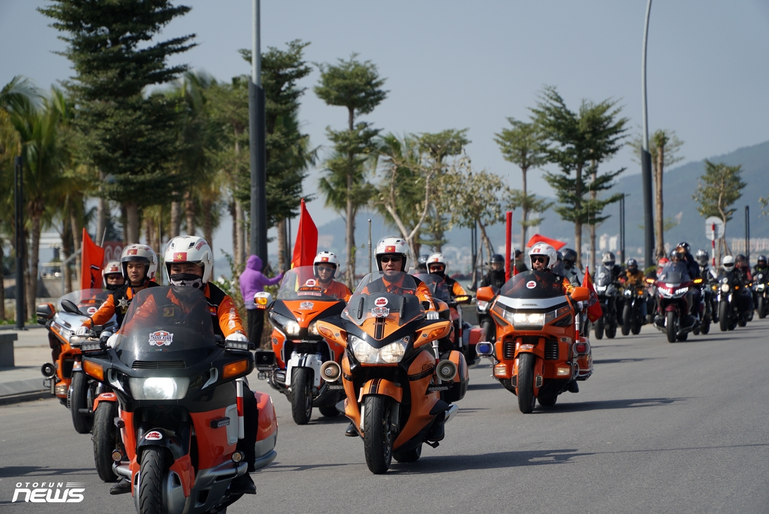 Honda Biker Day 2020 – Hàng trăm mô tô phân khối lớn “khuấy đảo” phố biển