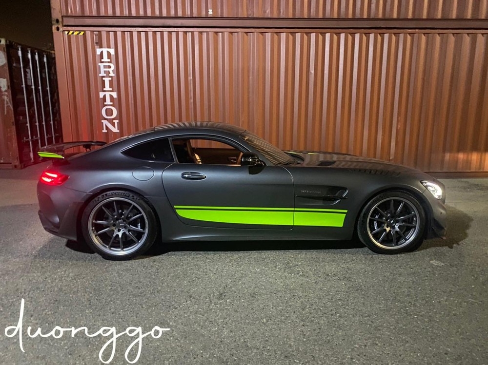 Mercedes-AMG GT R Pro đầu tiên đặt chân tới Việt Nam Mercedes-AMG GT R Pro đầu tiên đặt chân tới Việt Nam
