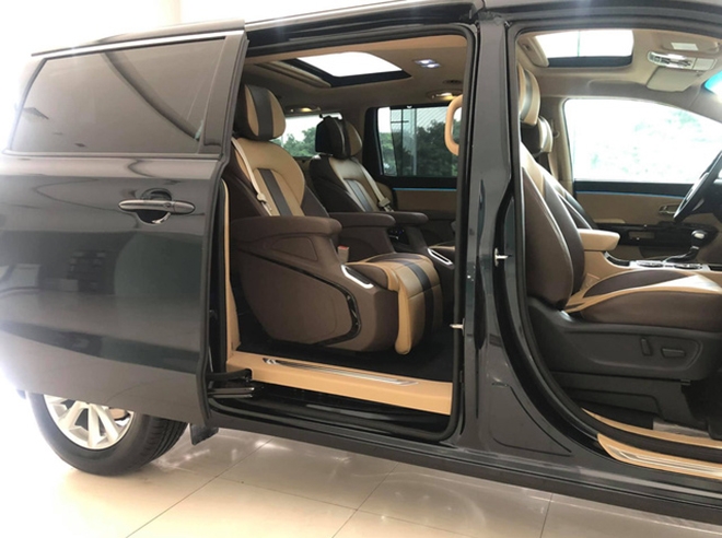 Kia Sedona Signature 2020 đã về đại lý, chờ ngày ra mắt chính thức