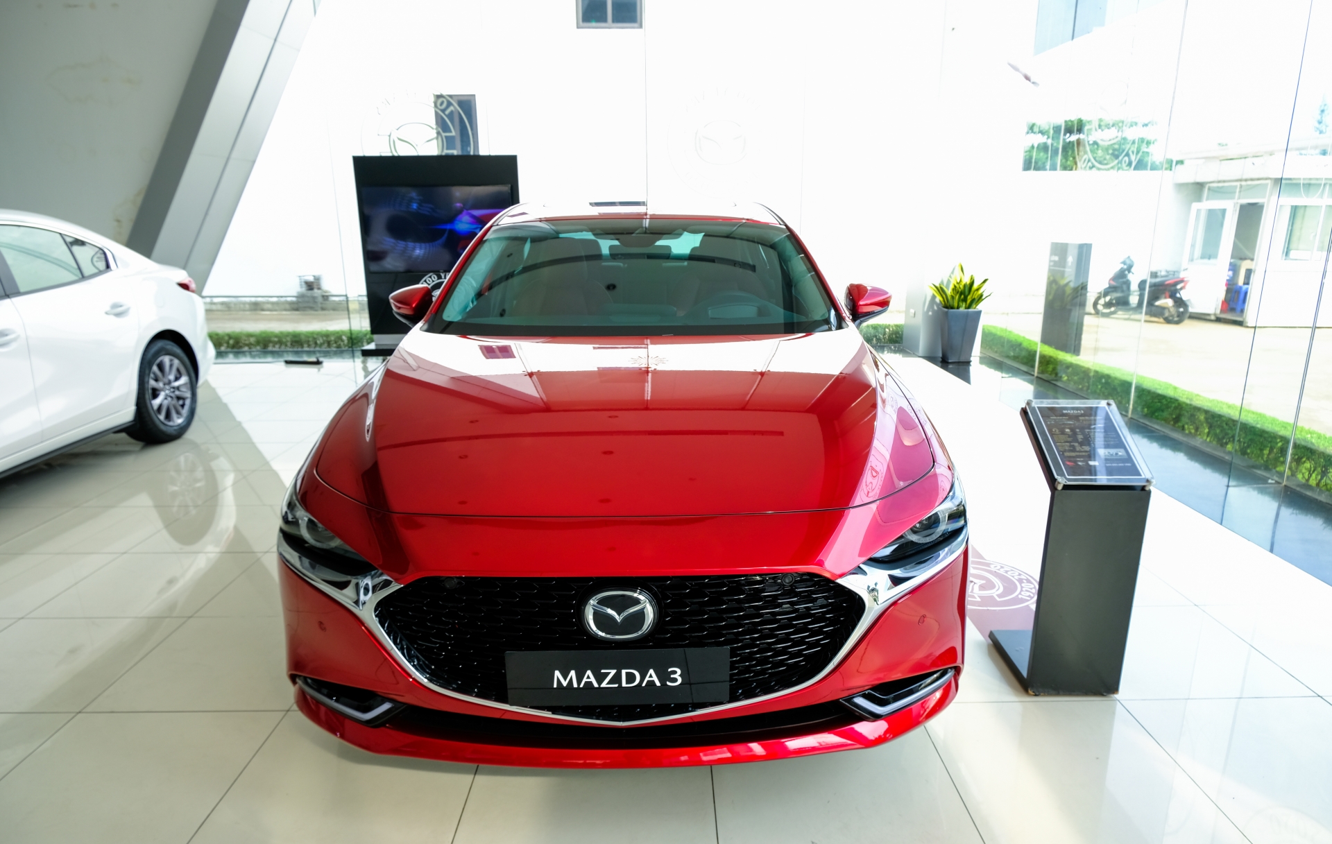 Loạt xe Mazda giảm giá mạnh trước thềm năm mới Loạt xe Mazda giảm giá mạnh trước thềm năm mới