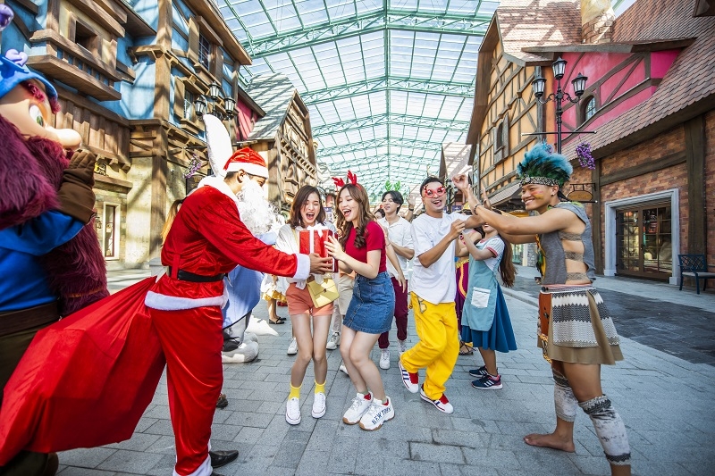 Đón mùa yêu thương với dạ tiệc Giáng Sinh 5 sao đỉnh cao Đón mùa yêu thương với dạ tiệc Giáng Sinh 5 sao đỉnh cao