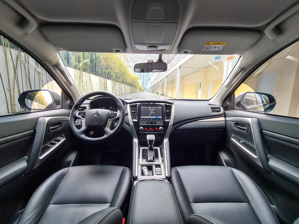 Đánh giá xe nhanh: Mitsubishi Pajero Sport 2020 4x2 AT Đánh giá xe nhanh: Mitsubishi Pajero Sport 2020 4x2 AT