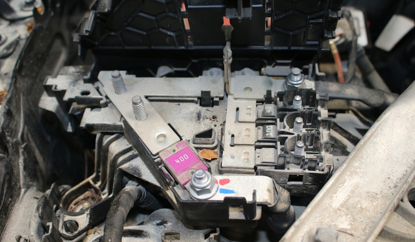 Mercedes-Benz phản hồi về việc cháy xe GLC tại Hà Nội