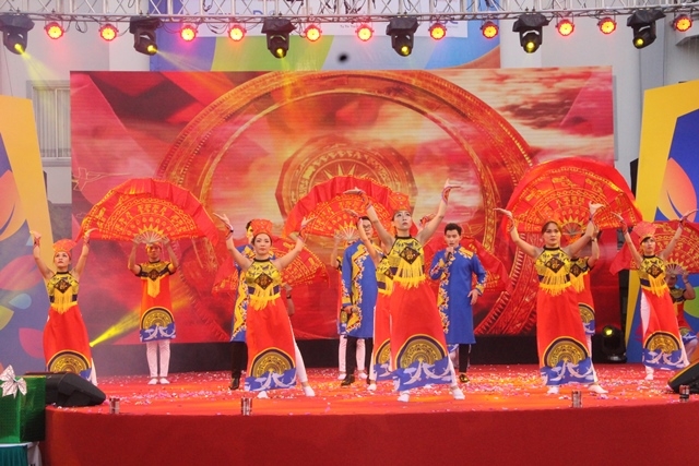 Hơn 4.000 công nhân lao động dự Ngày hội gia đình NBC 2020 hon 4000 cong nhan lao dong du ngay hoi gia dinh nbc 2020