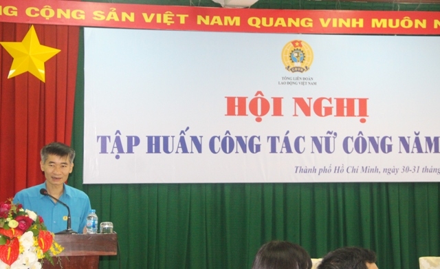 Hơn 50 cán bộ công đoàn dự hội nghị tập huấn nữ công hon 50 can bo cong doan du hoi nghi tap huan nu cong