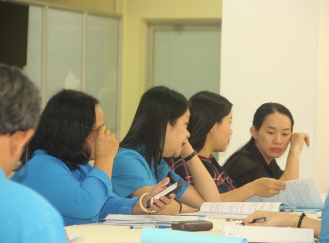 Hơn 50 cán bộ công đoàn dự hội nghị tập huấn nữ công hon 50 can bo cong doan du hoi nghi tap huan nu cong
