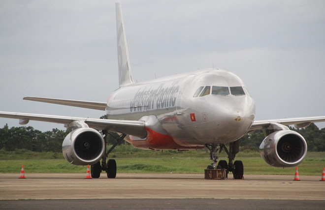 Hơn 100 hành khách bị delay 12 tiếng: Jetstar Pacific nói gì? hon 100 hanh khach bi delay 12 tieng jetstar pacific noi gi