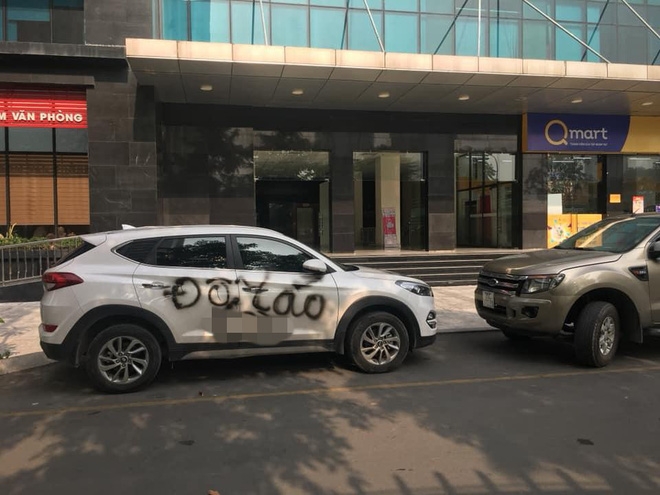 Văn hóa đỗ xe trước cửa: Cần lắm ý thức!