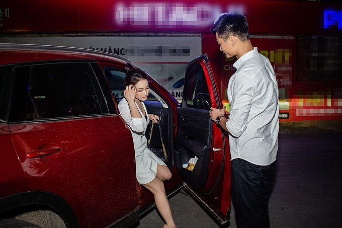 Tậu biệt thự khủng ở Đà Nẵng nhưng "Xính Lao" Bảo Thanh vẫn gắn bó với Mazda CX-5 2017