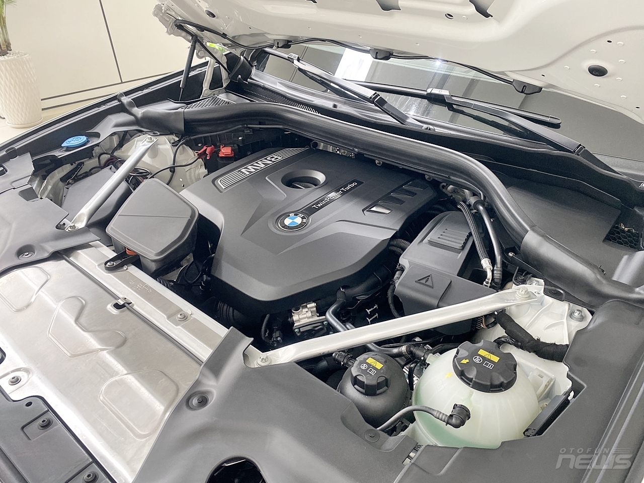 can canh bmw x3 2020 gia 27 ty dong