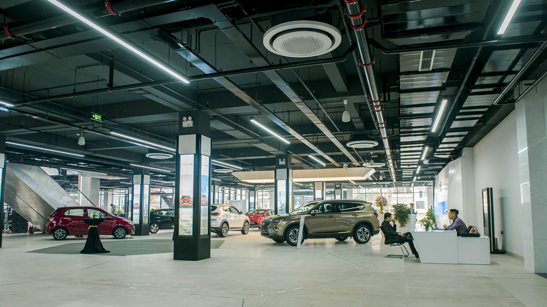 tc motor khanh thanh trung tam trai nghiem hyundai