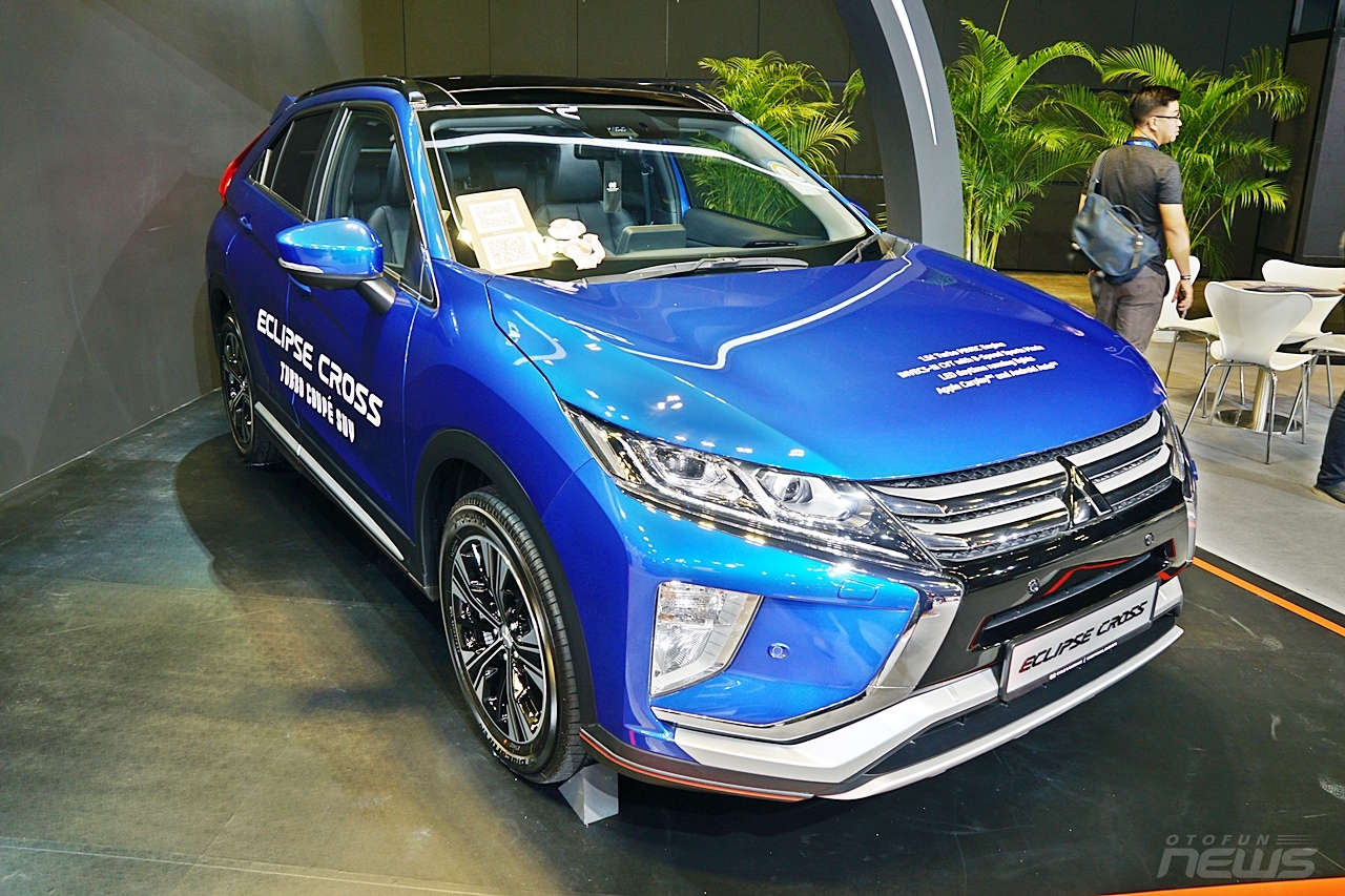 Cận cảnh Mitsubishi Eclipse Cross sắp được bán tại Việt Nam can canh mitsubishi eclipse cross sap duoc ban tai viet nam