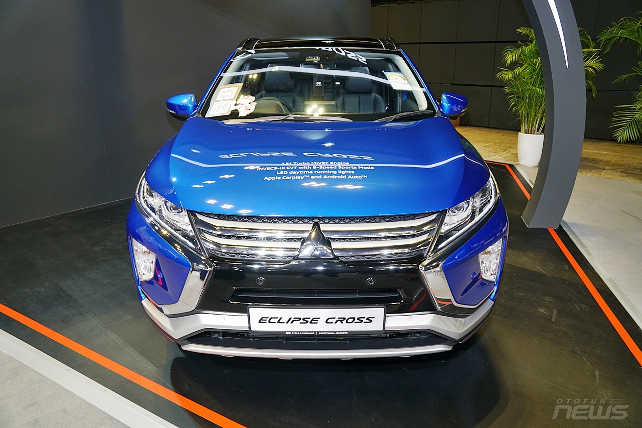 Cận cảnh Mitsubishi Eclipse Cross sắp được bán tại Việt Nam can canh mitsubishi eclipse cross sap duoc ban tai viet nam
