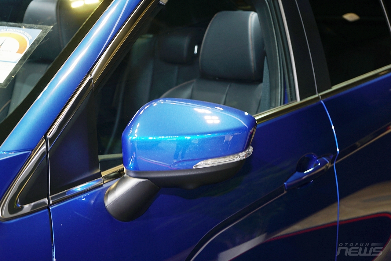 Cận cảnh Mitsubishi Eclipse Cross sắp được bán tại Việt Nam can canh mitsubishi eclipse cross sap duoc ban tai viet nam