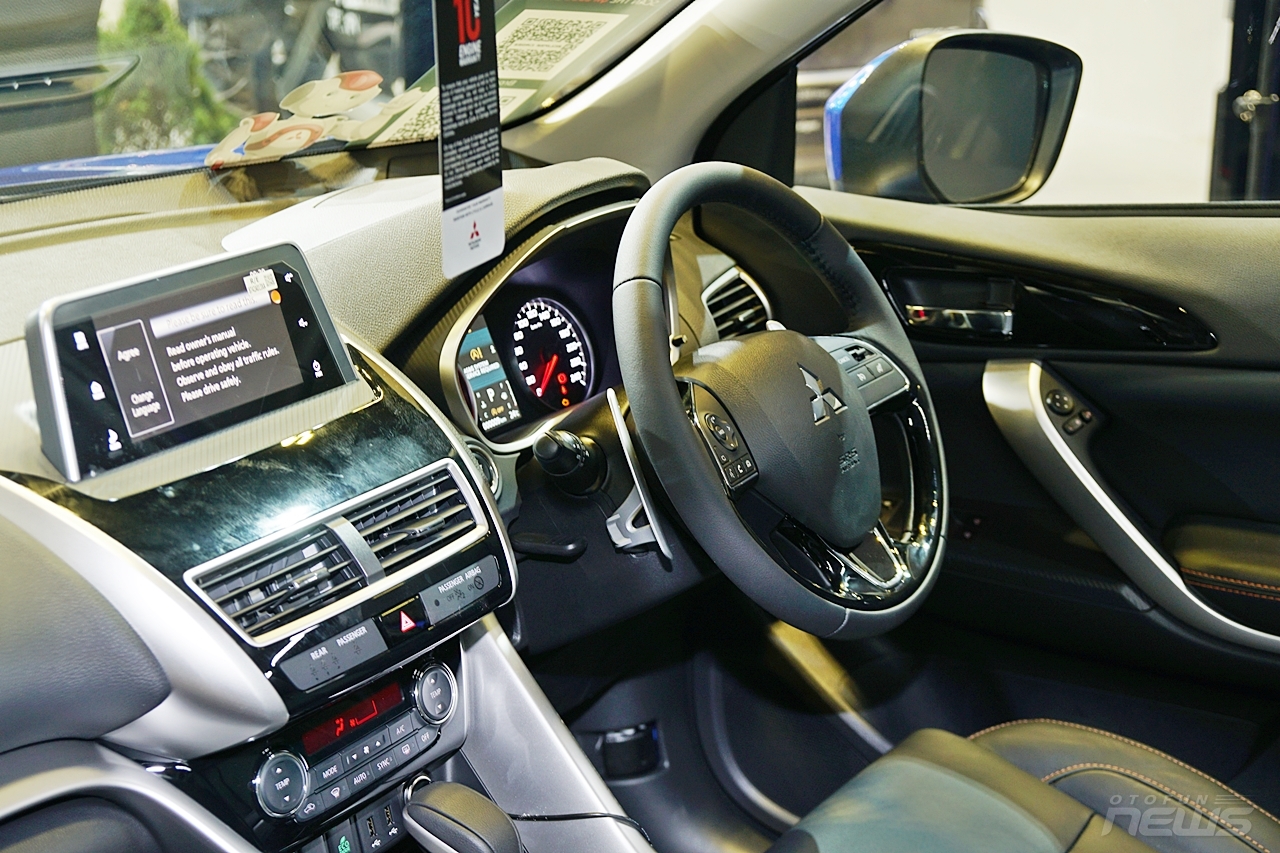 Cận cảnh Mitsubishi Eclipse Cross sắp được bán tại Việt Nam can canh mitsubishi eclipse cross sap duoc ban tai viet nam