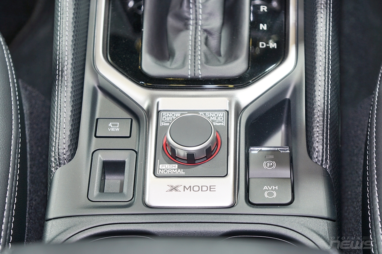 Cận cảnh xe 'lai' Subaru Forester e-Boxer can canh xe lai subaru forester e boxer