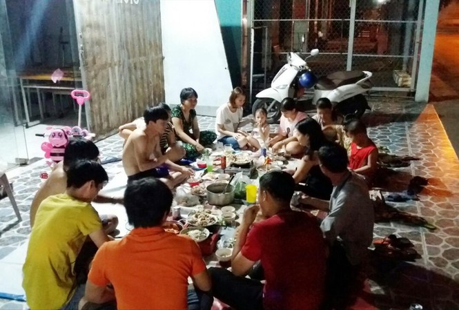 Tết công nhân: Những chuyện buồn, vui Tết công nhân: Những chuyện buồn, vui