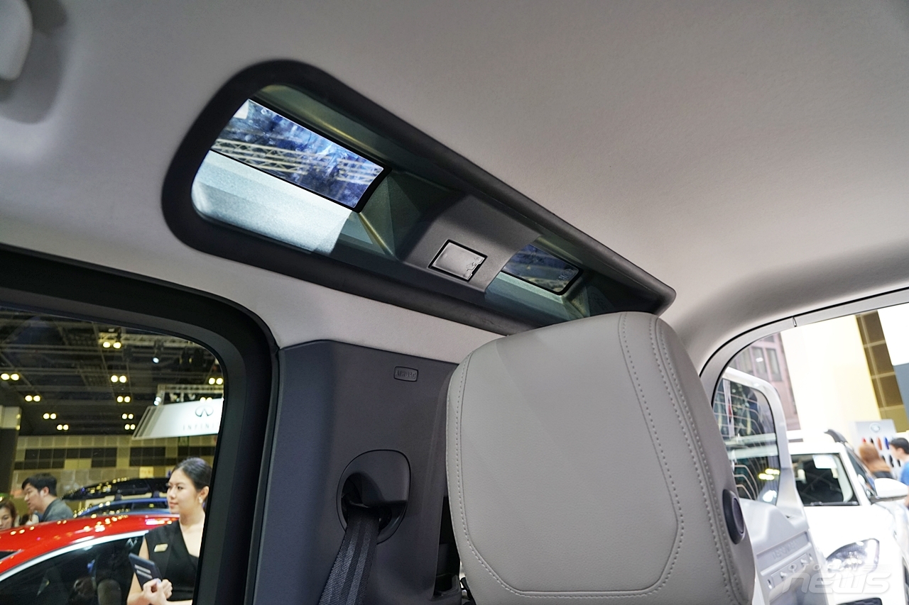 anh thuc te land rover defender 110 first edition gia 512 ty dong