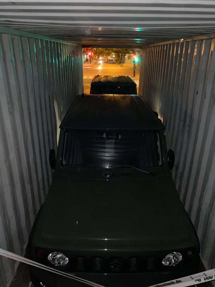 suzuki jimny dau tien ve viet nam voi gia 15 ty dong