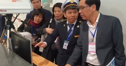 cdcs cong ty tnhh sx tm gia khang phoi hop cham lo tet cho doan vien cnld