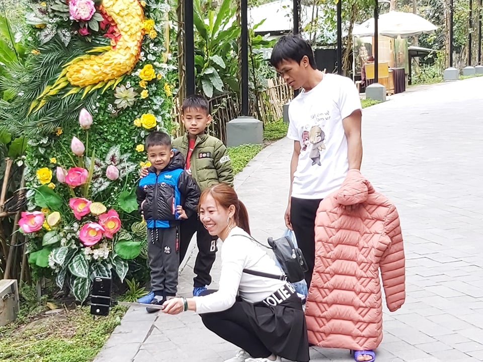 Mùng 2 Tết: Nhiều người mới ‘được’ đi chùa cầu an mung 2 tet nhieu nguoi moi duoc di chua cau an