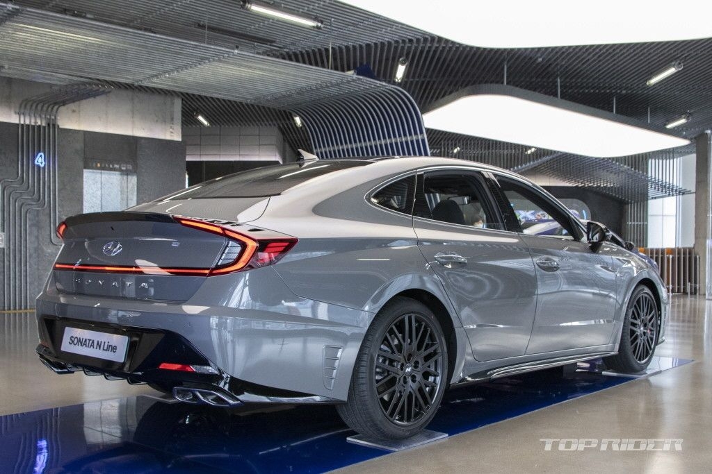 Hyundai Sonata N Line 2021 chính thức bán tại Hàn Quốc