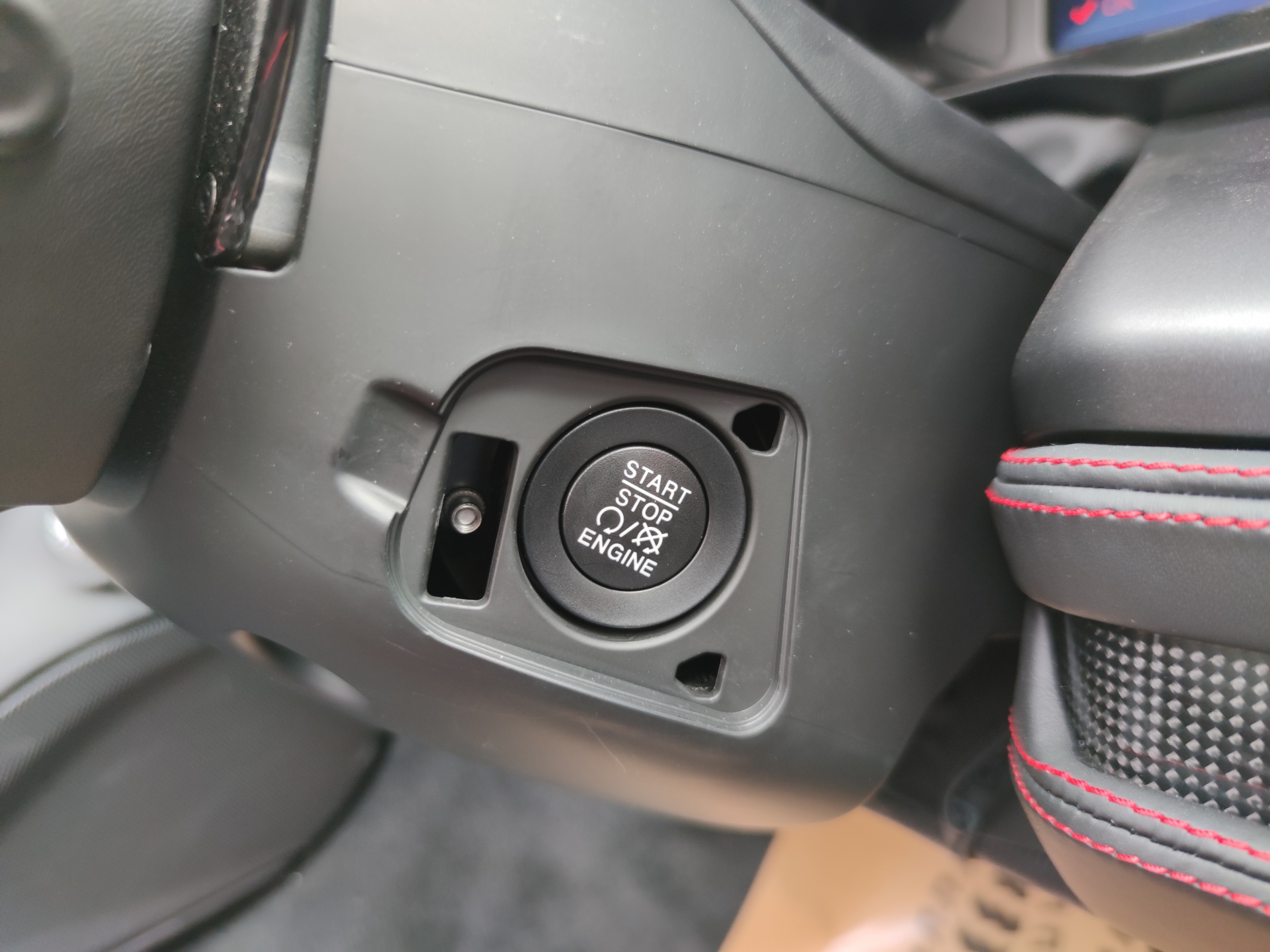 Siêu phẩm Ferrari F8 Tributo Spider thứ hai cập bến Việt Nam Siêu phẩm Ferrari F8 Tributo Spider thứ hai cập bến Việt Nam