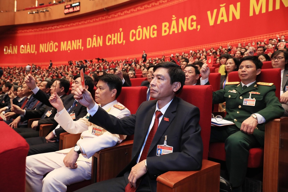 Đại hội Đại biểu toàn quốc lần thứ XIII của Đảng họp phiên trù bị Đại hội Đại biểu toàn quốc lần thứ XIII của Đảng họp phiên trù bị