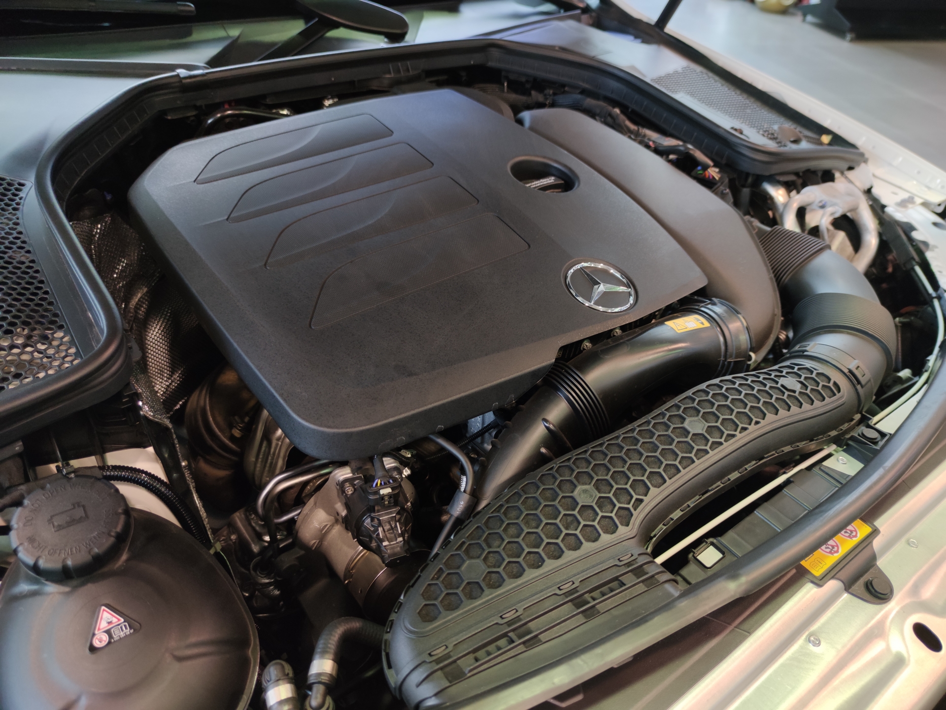 Đối thủ của Lexus IS 300 2021 tại thị trường Việt Nam là ai?