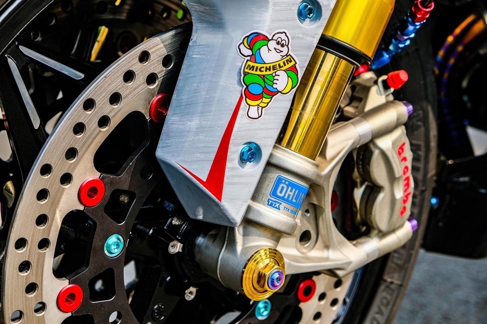 ngam yamaha exciter do phong cach kawasaki h2 hon 300 trieu cuc ky ham ho cua biker can tho