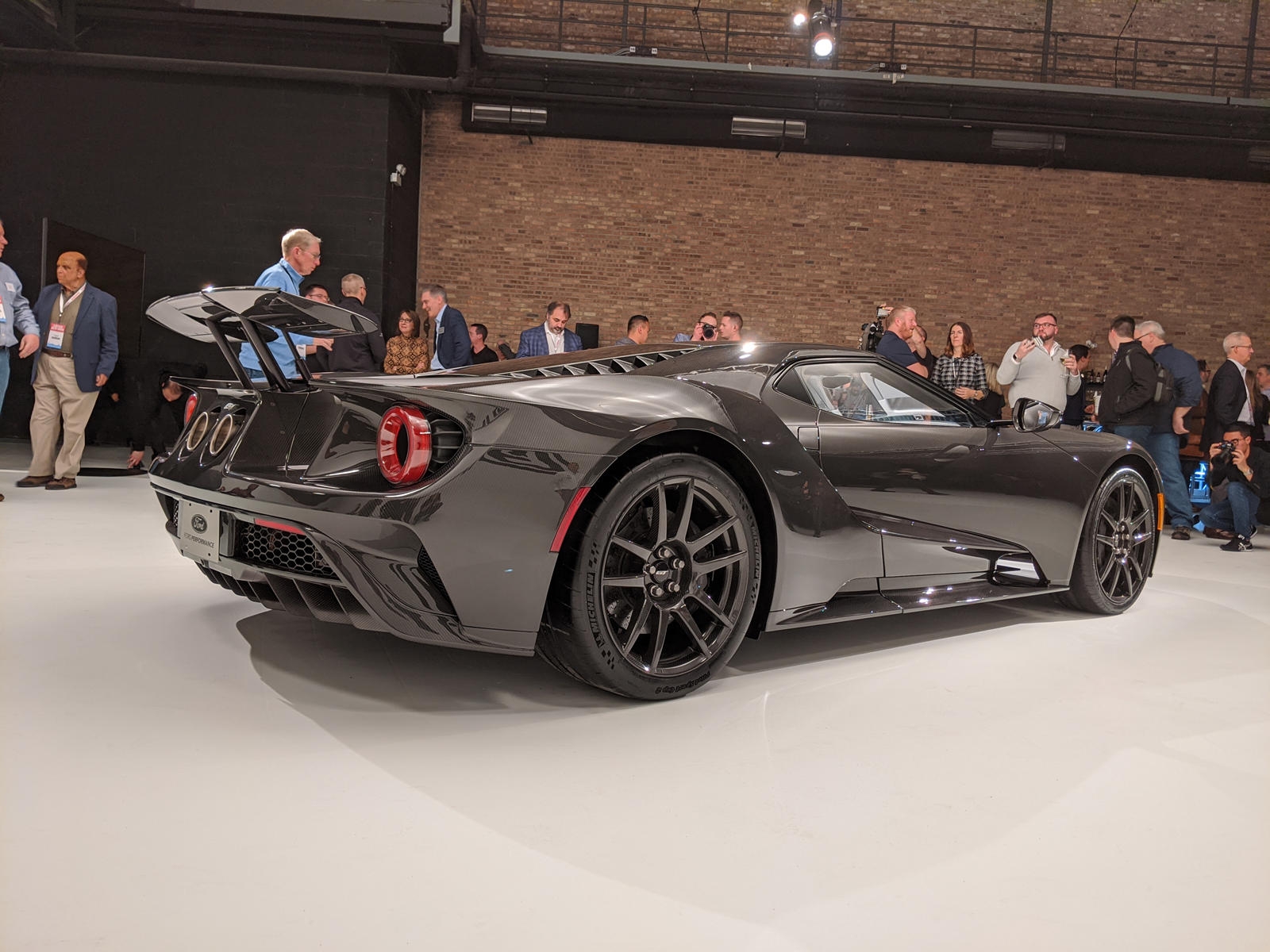 Ford GT 2020 phiên bản carbon tuyệt đẹp có công suất 660 mã lực ford gt 2020 phien ban carbon tuyet dep co cong suat 660 ma luc