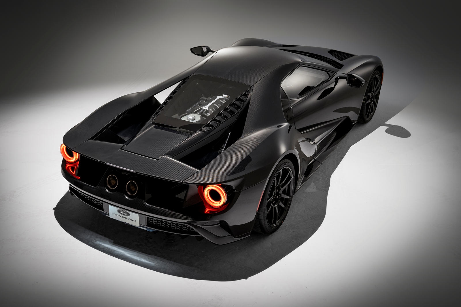 Ford GT 2020 phiên bản carbon tuyệt đẹp có công suất 660 mã lực ford gt 2020 phien ban carbon tuyet dep co cong suat 660 ma luc