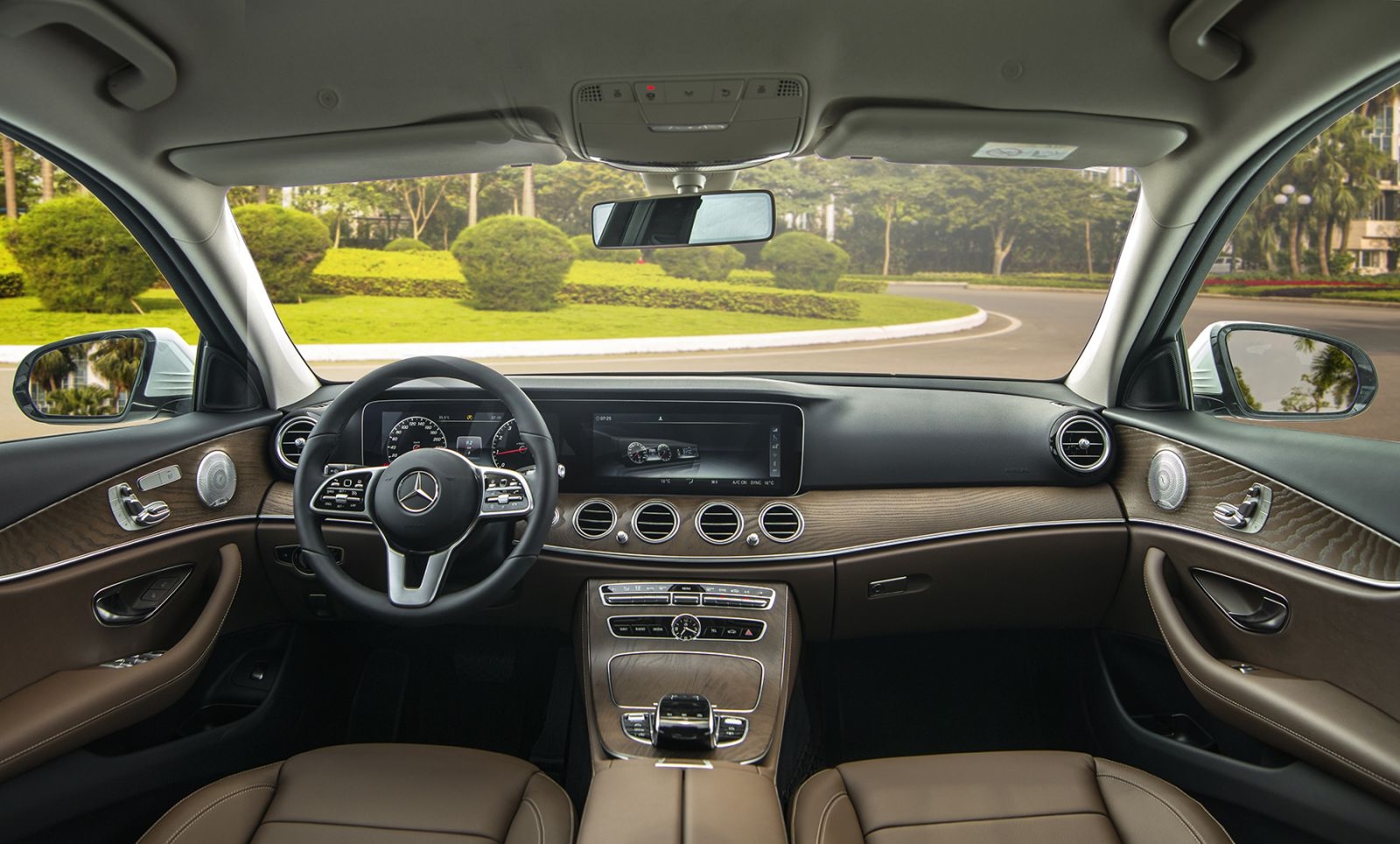 Ra mắt Mercedes-Benz E 200 Exclusive, giá 2,29 tỷ đồng ra mat mercedes benz e 200 exclusive gia 229 ty dong