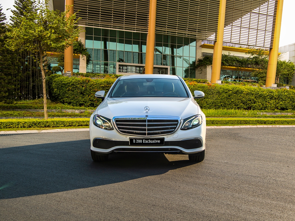 Ra mắt Mercedes-Benz E 200 Exclusive, giá 2,29 tỷ đồng ra mat mercedes benz e 200 exclusive gia 229 ty dong