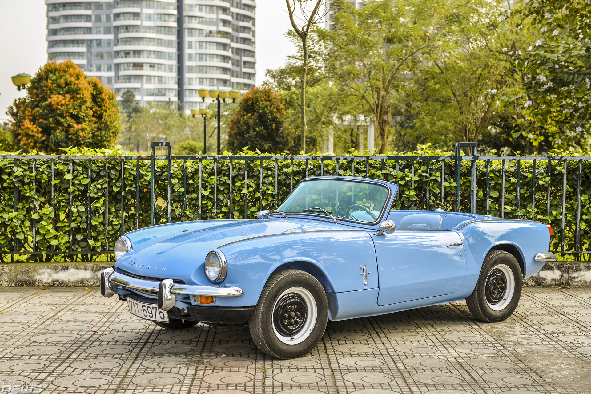 Hàng độc Triumph Spitfire Mark 3 nửa thế kỷ chỉ có 2 chiếc tại Việt Nam hang doc triumph spitfire mark 3 nua the ky chi co 2 chiec tai viet nam