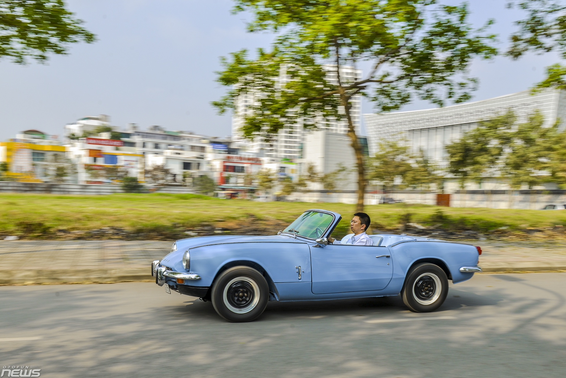 Hàng độc Triumph Spitfire Mark 3 nửa thế kỷ chỉ có 2 chiếc tại Việt Nam hang doc triumph spitfire mark 3 nua the ky chi co 2 chiec tai viet nam