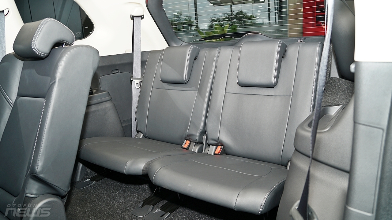 mitsubishi outlander va honda cr v ke tam lang nguoi nua can