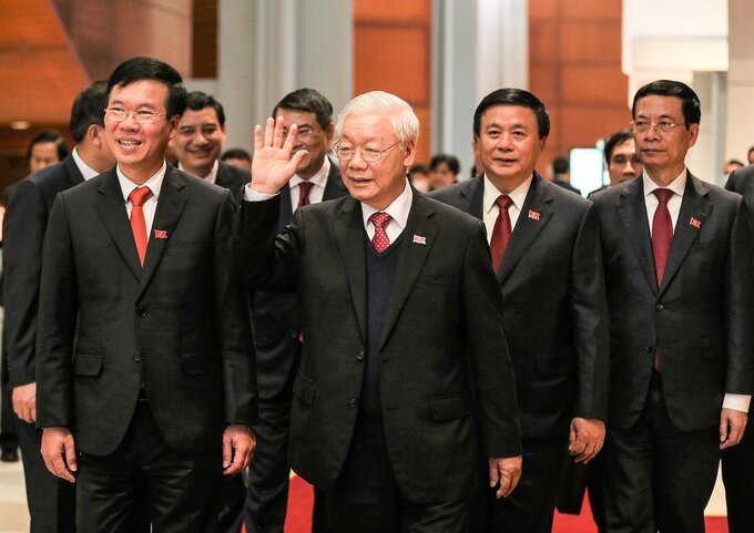 Nghị quyết Đại hội đại biểu toàn quốc lần thứ XIII của Đảng Nghị quyết Đại hội đại biểu toàn quốc lần thứ XIII của Đảng