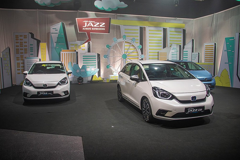 Giá Honda Jazz tại Singapore đắt ngang Toyota Camry ở Việt Nam Giá Honda Jazz tại Singapore đắt ngang Toyota Camry ở Việt Nam