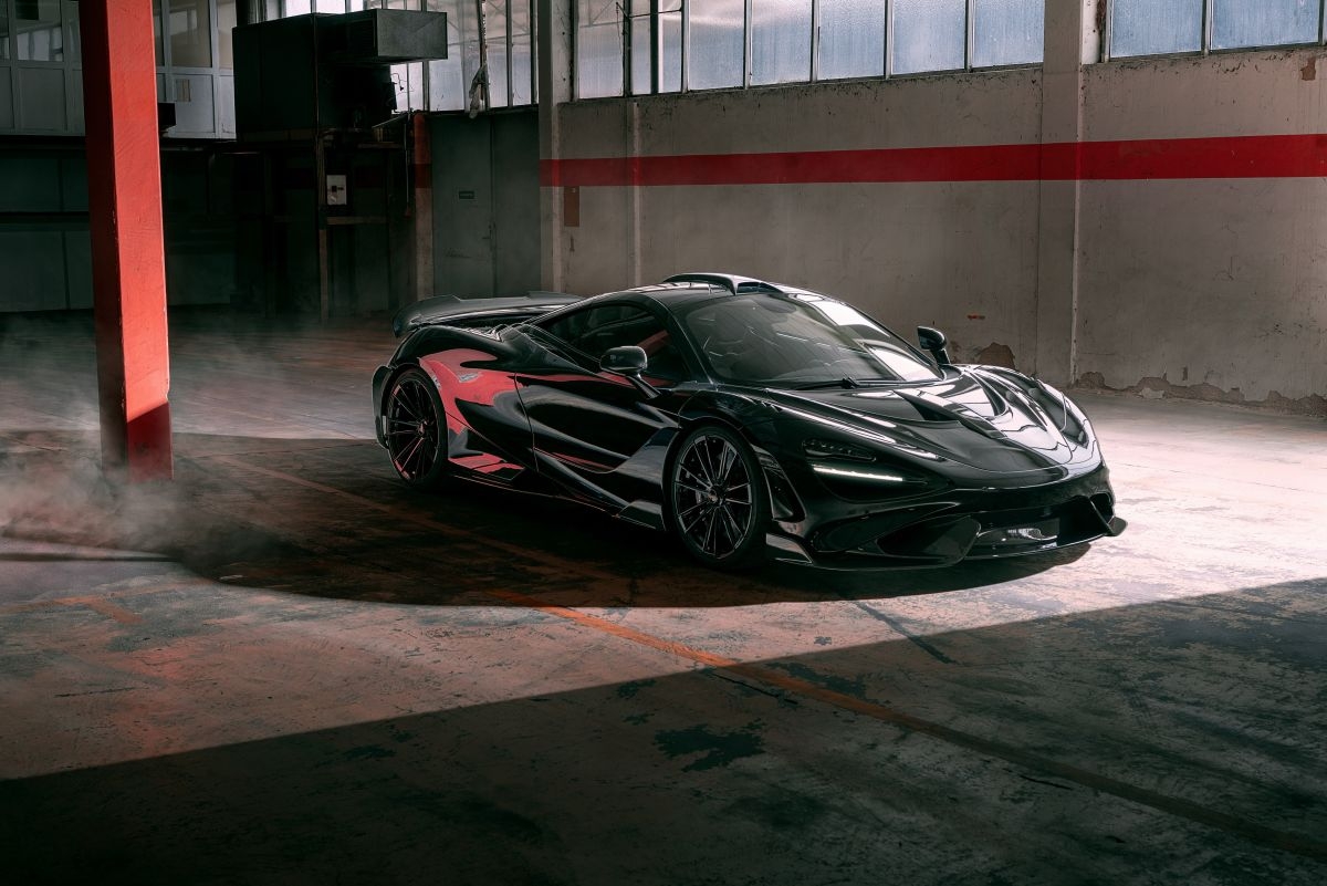 Hãng độ Novitec lột xác McLaren 765LT