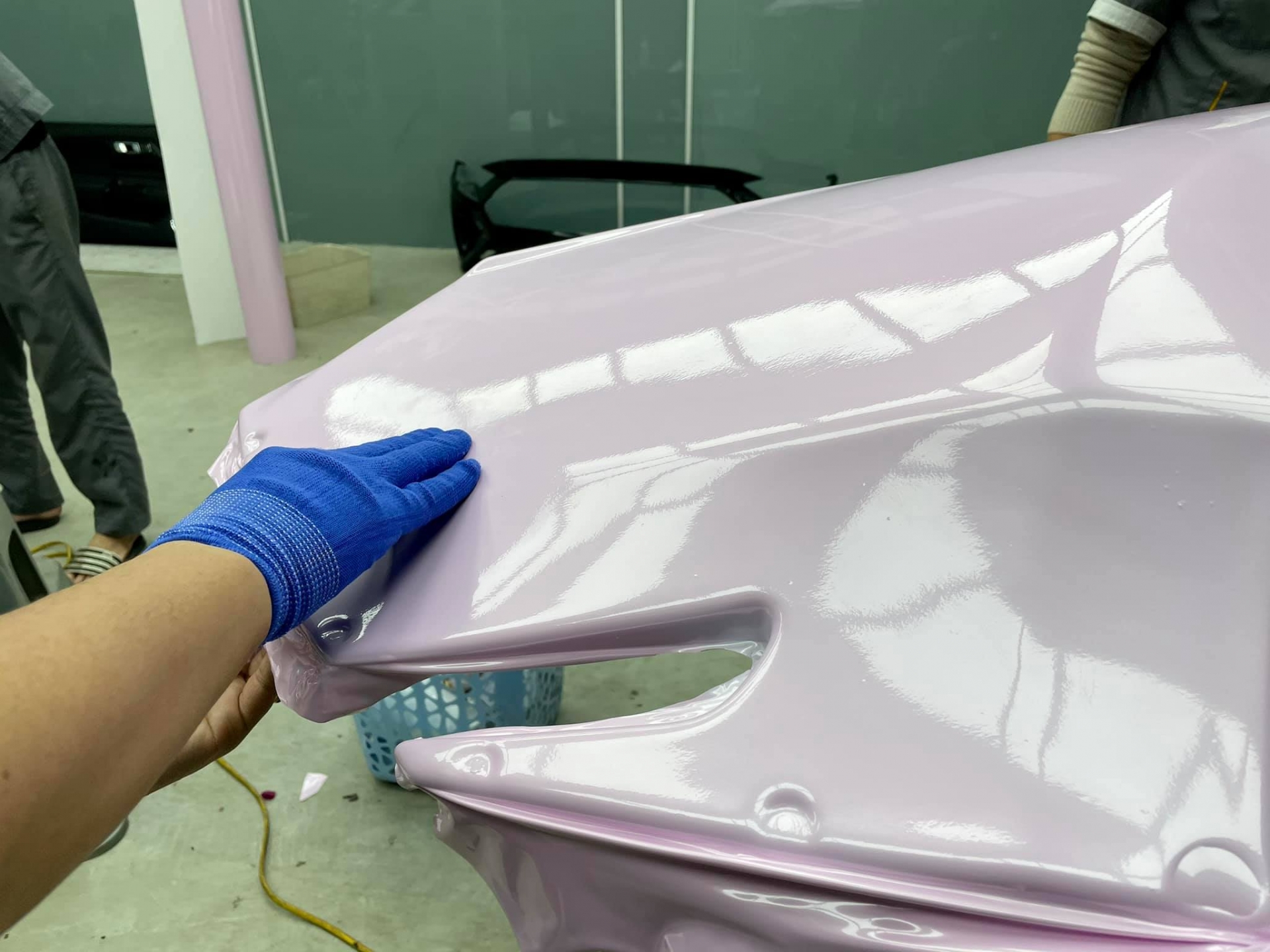 Quá tải dịch vụ chăm sóc, tân trang xe dịp cận Tết Quá tải dịch vụ chăm sóc, tân trang xe dịp cận Tết