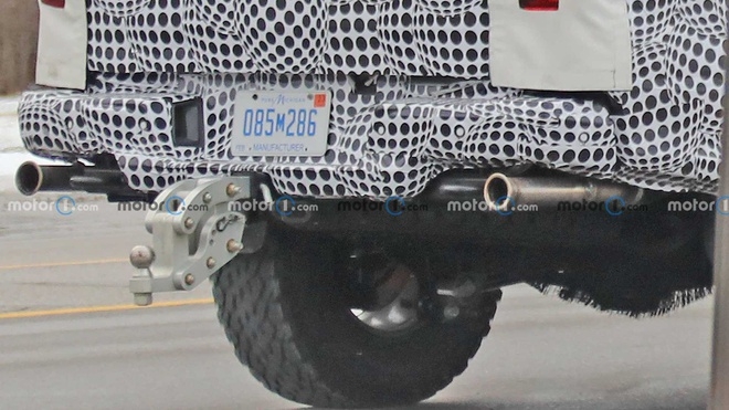 Ford Ranger Raptor thế hệ mới lộ ảnh chạy thử lần đầu tiên Ford Ranger Raptor thế hệ mới lộ ảnh chạy thử lần đầu tiên